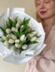 Белые тюльпаны голландские в белом оформлении (25 шт) №1588