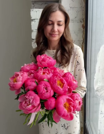 Коралловые пионы в ленту (15 шт) №2103