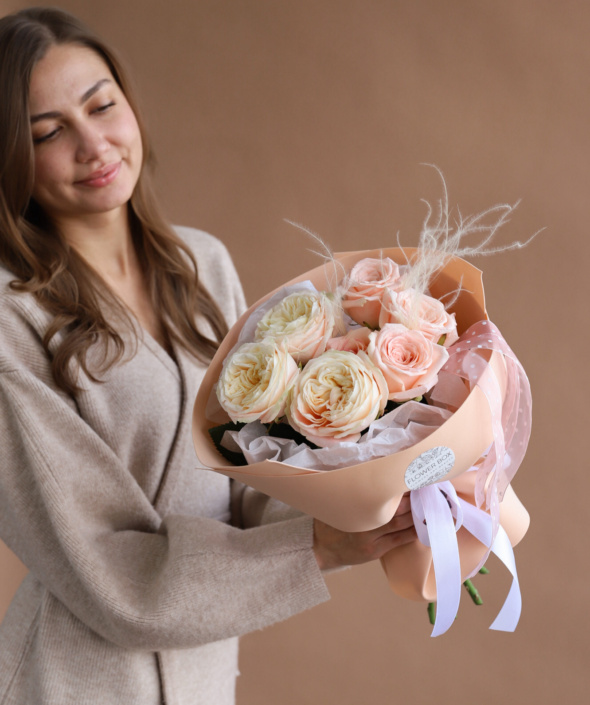 Нежный букет с садовой розой №1928