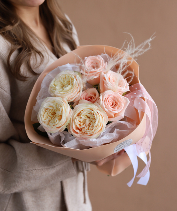 Нежный букет с садовой розой №1928