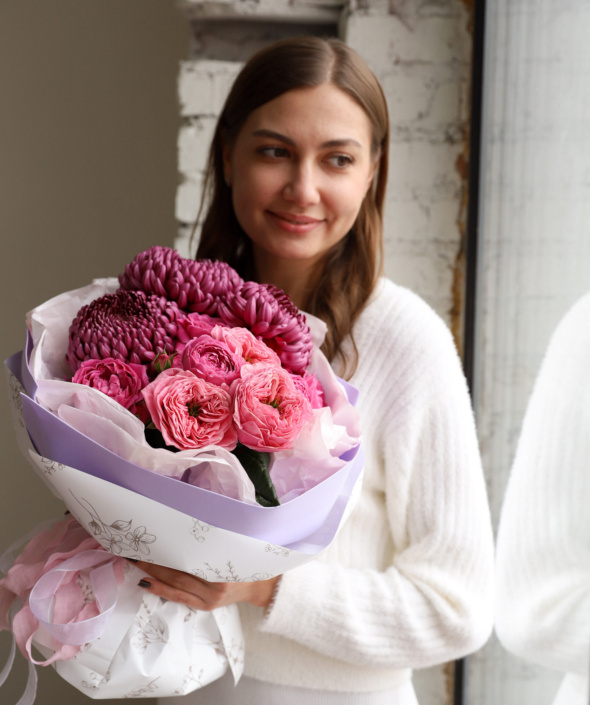 Яркий букет с винными хризантемами №2120